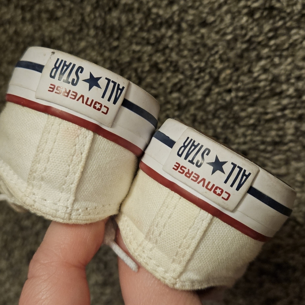 Converse Baby Sneakers - Picture 6 of 8